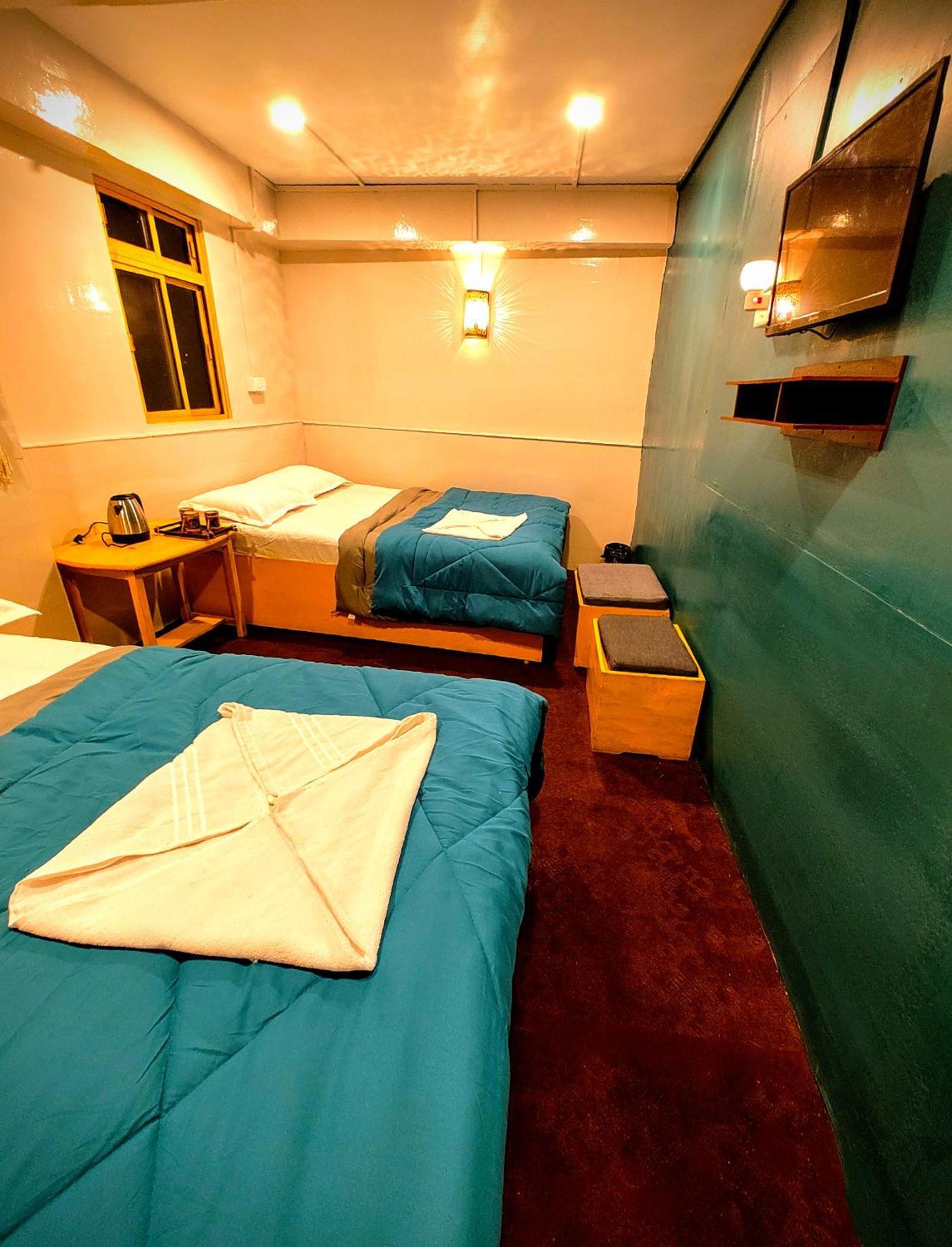 Hidden Monkey Backpackers Darjeeling, Batasia 大吉岭 外观 照片